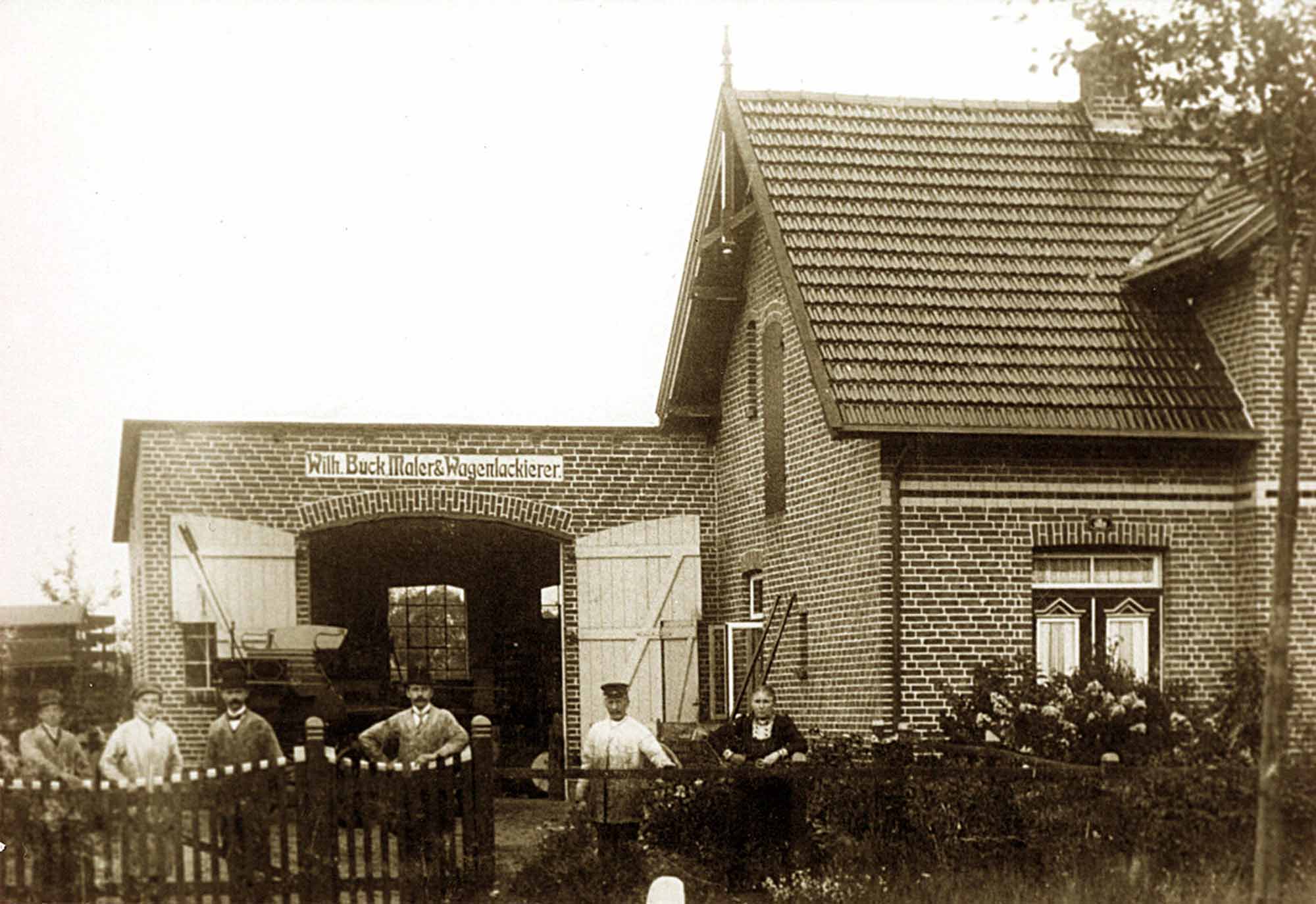 Einer der ältesten Betriebe, Maler und Wagenlackierer Wilhelm Buck an der Ulzburger Strasse 80   Einer der ältesten Betriebe, Maler und Wagenlackierer Wilhelm Buck an der Ulzburger Strasse 80